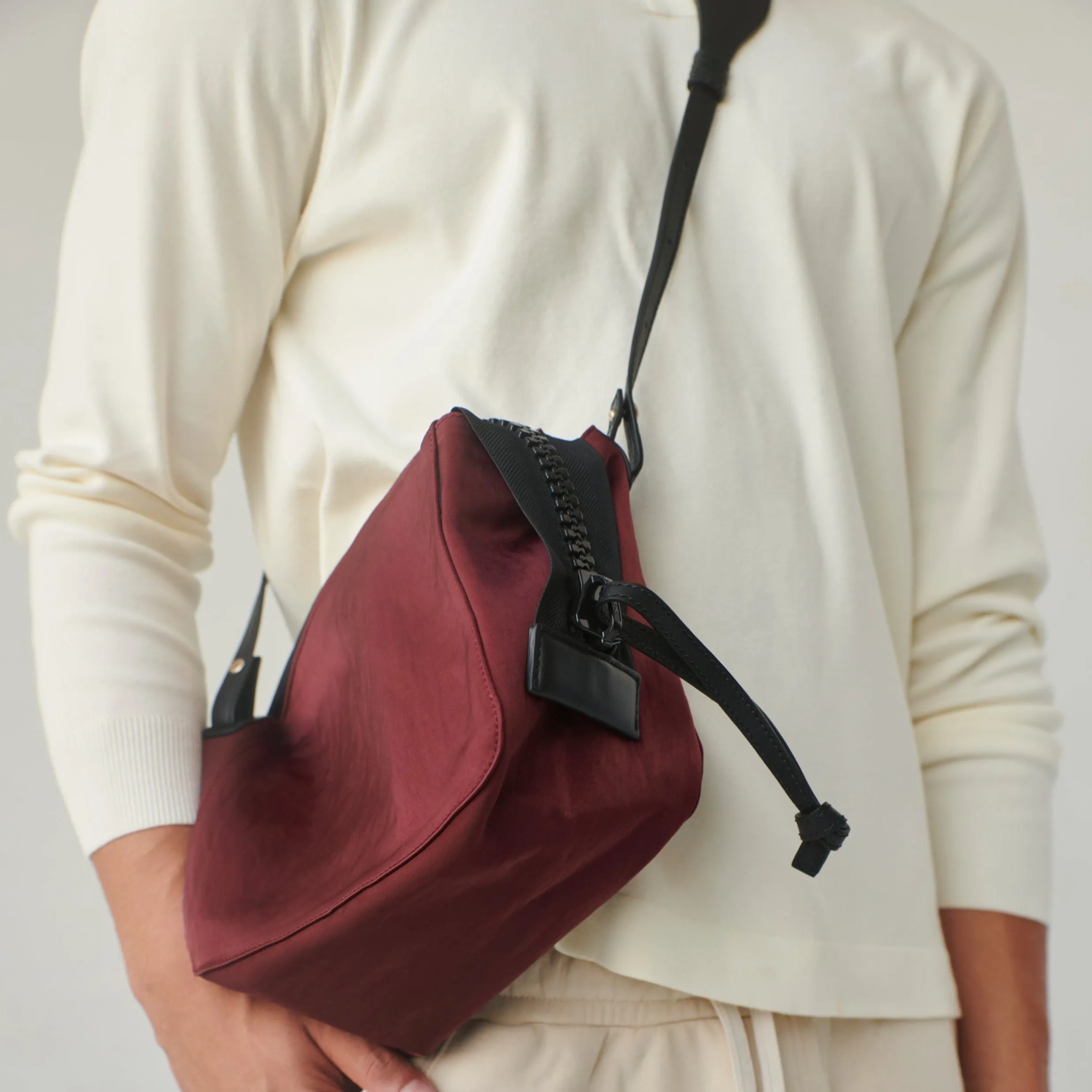 Bag Essential - Jam Black