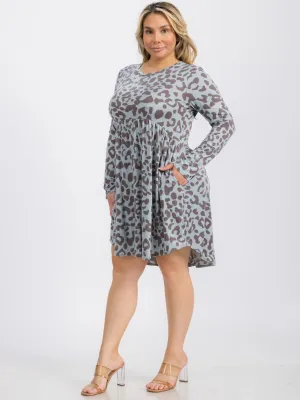 PLUS SIZE LONG SLEEVE ELASTIC WAIST FRONT POCKETS ANIMAL PRINT MINI DRESS