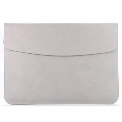 The Leather Bulwark – Laptop Sleeve