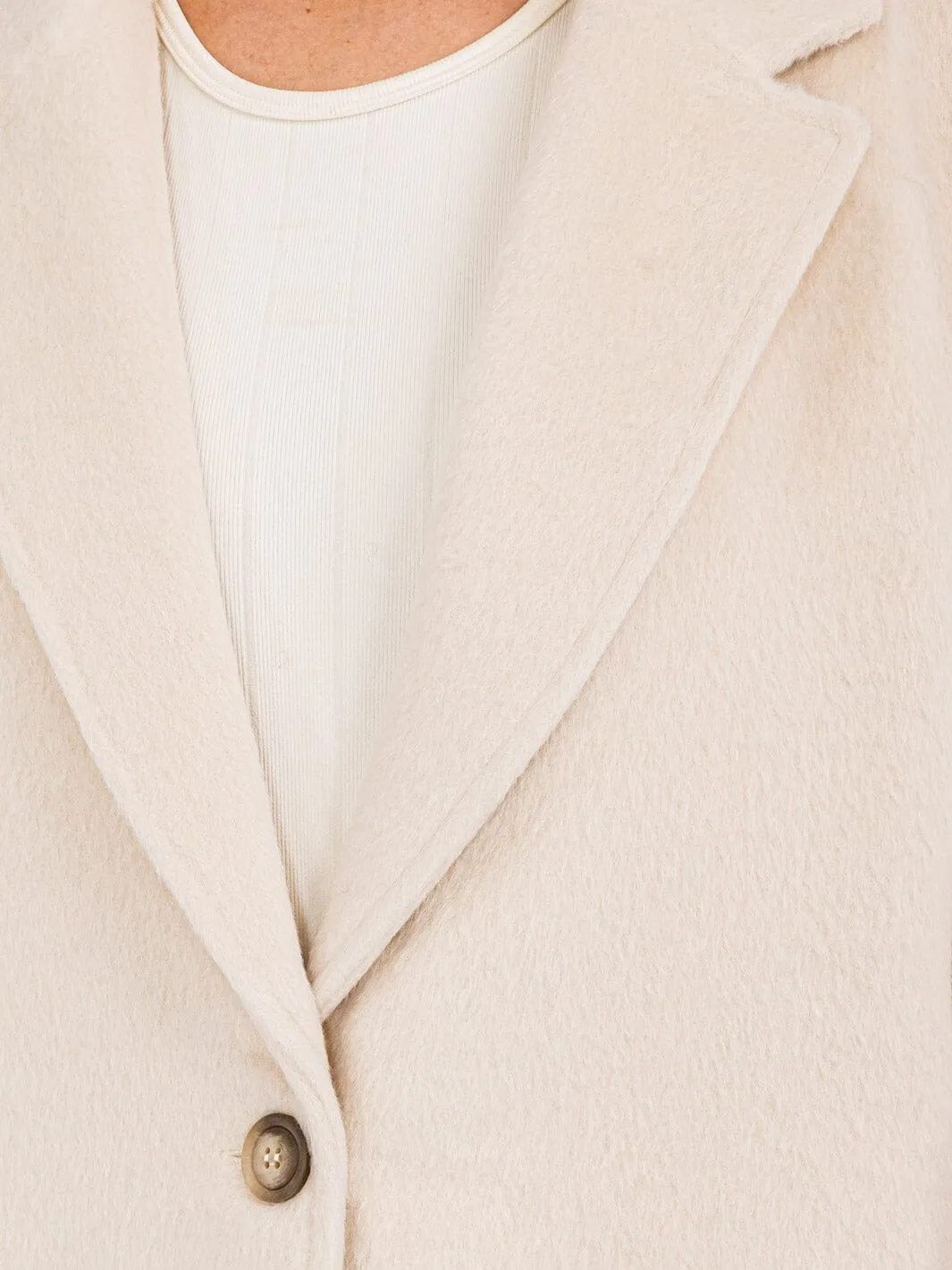WOMEN'S LONG SLEEVE BUTTON CLOSURE FRONT POCKETS COAT