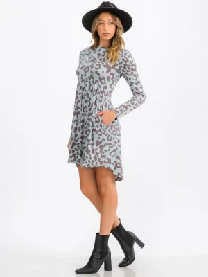 WOMEN'S LONG SLEEVE ELASTIC WAIST FRONT POCKETS ANIMAL PRINT MINI DRESS