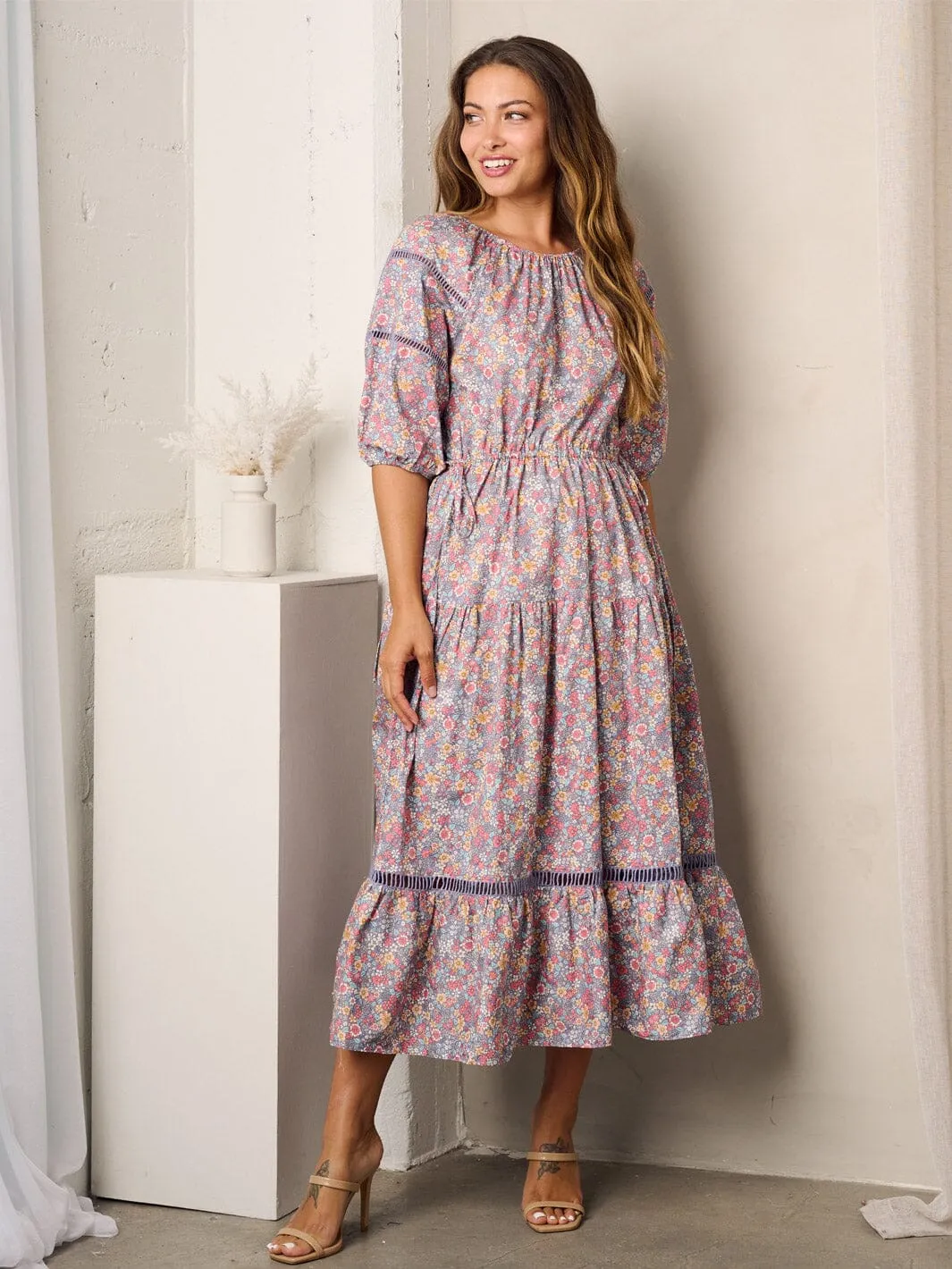 WOMEN'S SHORT SLEEVE TIERED POCKETS FLORAL MIDI DRESS